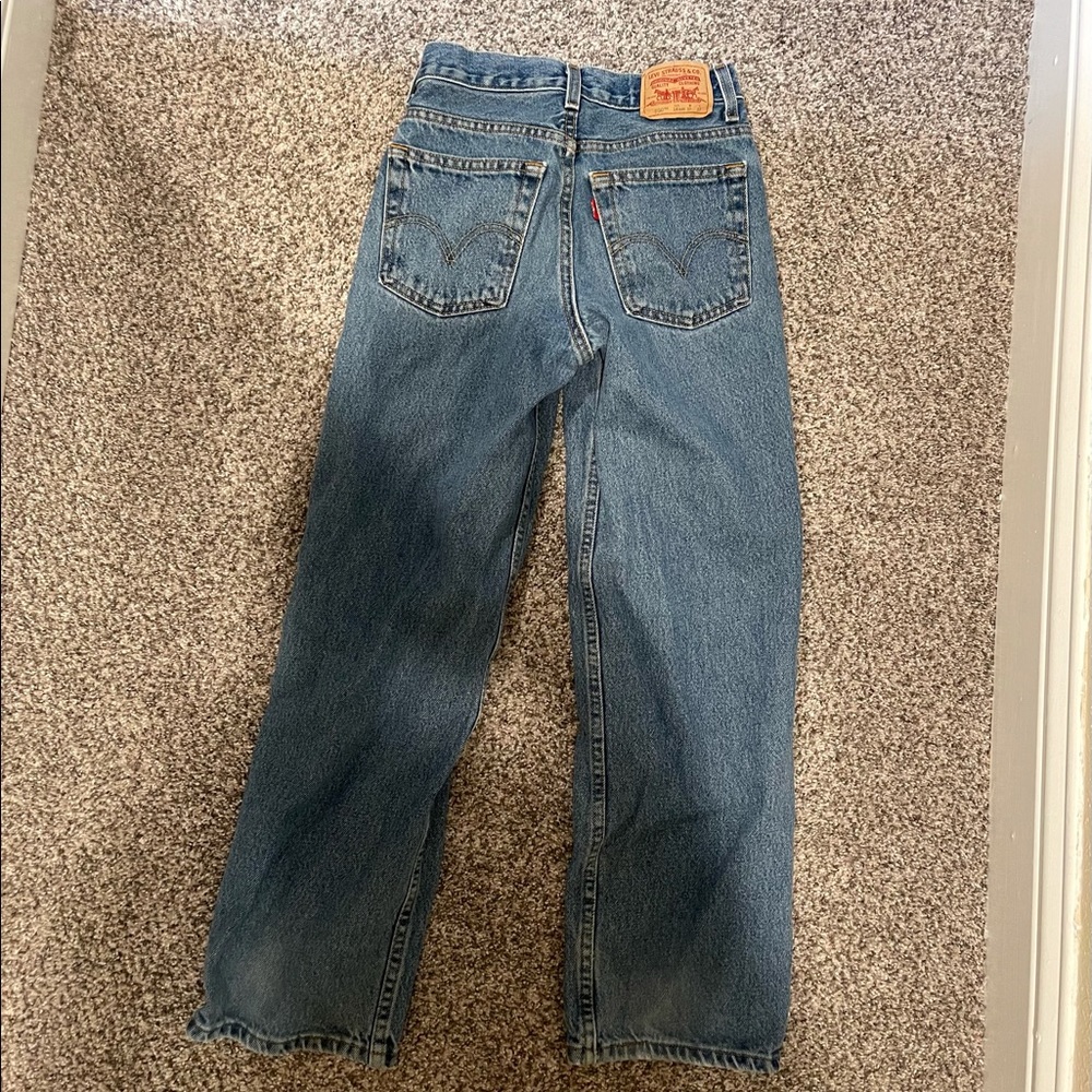 levi’s 550 relaxed fit jeans!